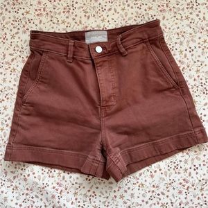 Everlane High Rise The Cotton Twill Shorts In Maroon size 4